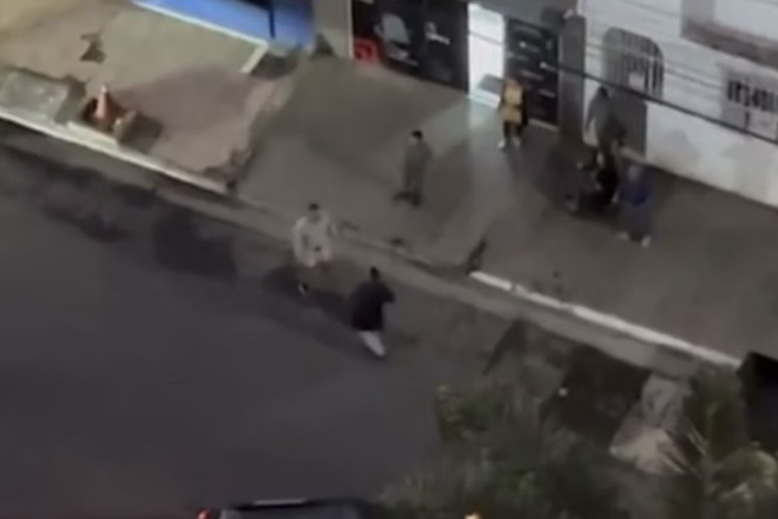 Grave: PM de folga mete bal4 em delegado durante discussão; veja vídeo