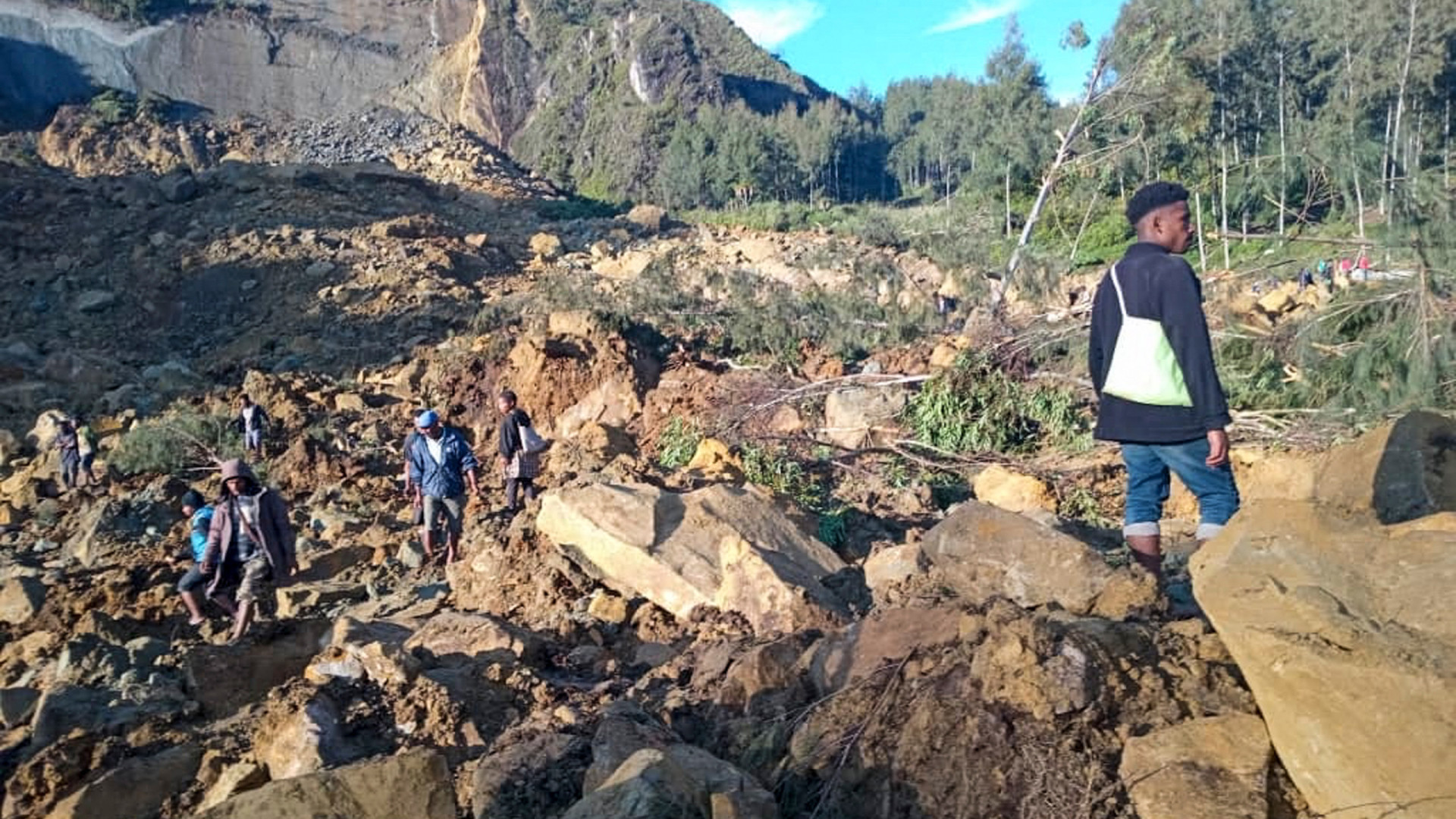 Agência da ONU estima mais de 670 m0rtos por deslizamento em Papua-Nova Guiné