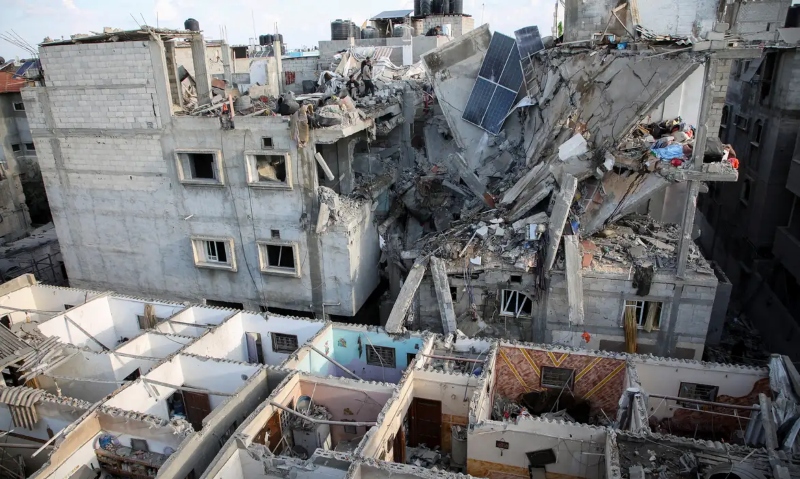 Ataque de Israel a acampamento de Rafah gera condenação internacional
