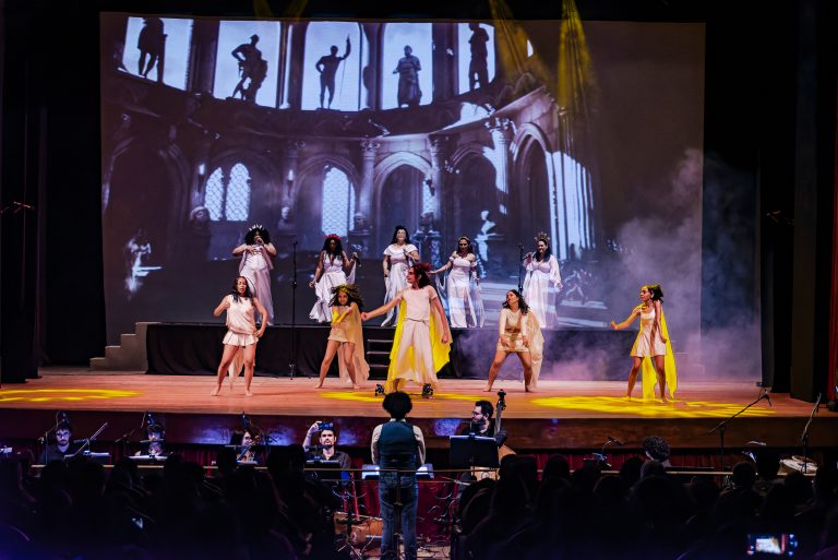 Concerto de violões e clássicos da Disney marcam última semana de maio no Teatro Amazonas