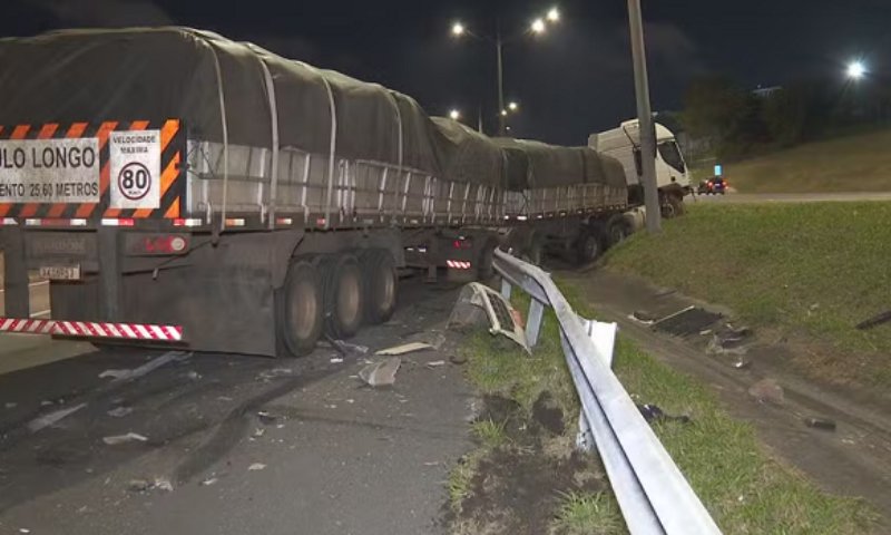Caminhoneiro m0rre atropel4do ao tentar socorrer vítima em rodovia