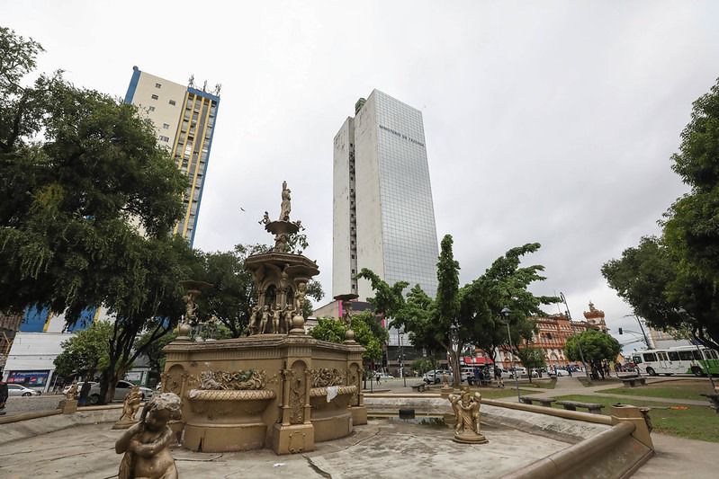 Prédio da antiga Receita Federal vira unidade habitacional e promete impulsionar comércio