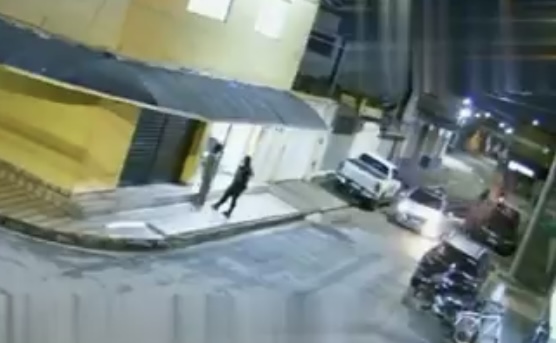 Sangu3 na política: pré-candidato a vereador é assassin4d0 durante reunião; veja vídeo