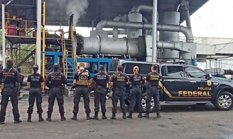 PF incinera duas toneladas de drogas no Amazonas