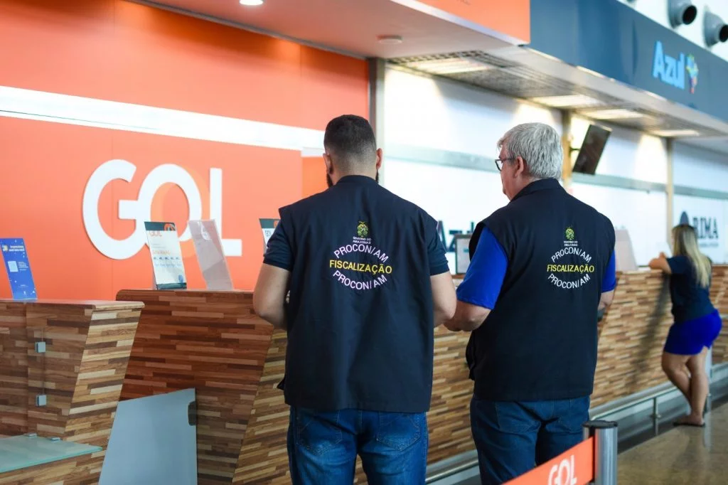 Gol é notificada por impedir embarque de cães de apoio emocional no Aeroporto de Manaus