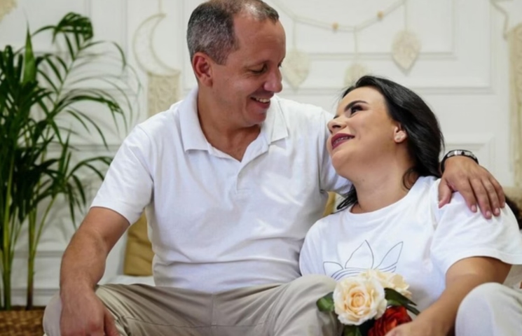 Homem m4ta esposa com 17 fac4das e revela motivação do crime; veja vídeo