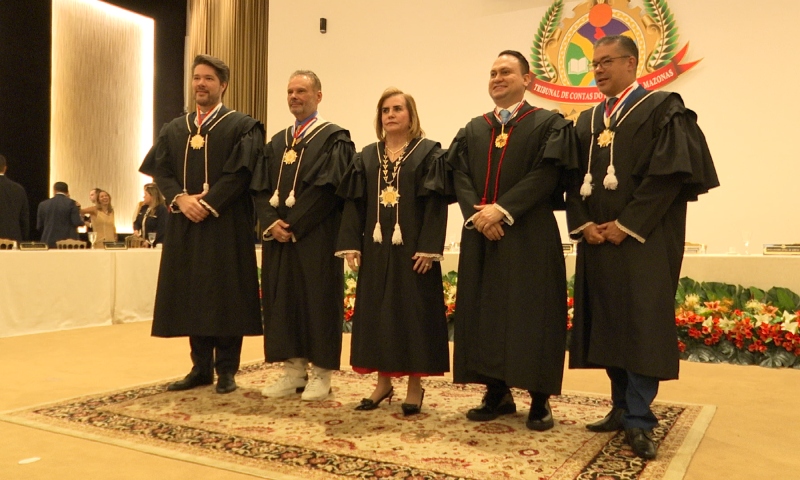 Cerimônia de posse de João Barroso na Procuradoria-Geral do MPC-AM é prestigiada por autoridades, políticos e empresários