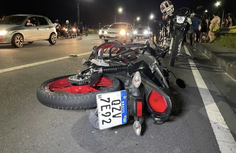 Urgente: motoqueiro m0rre em grave acidente na av. das Torres