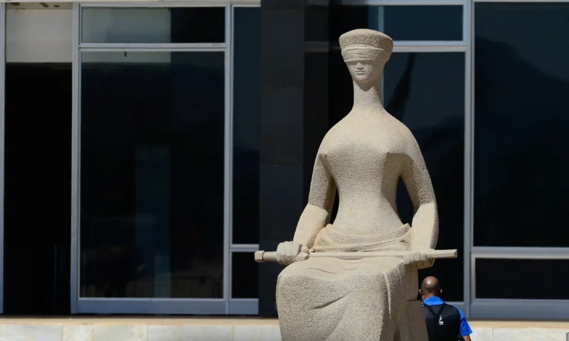 STF retoma julgamento sobre descriminalização de maconha