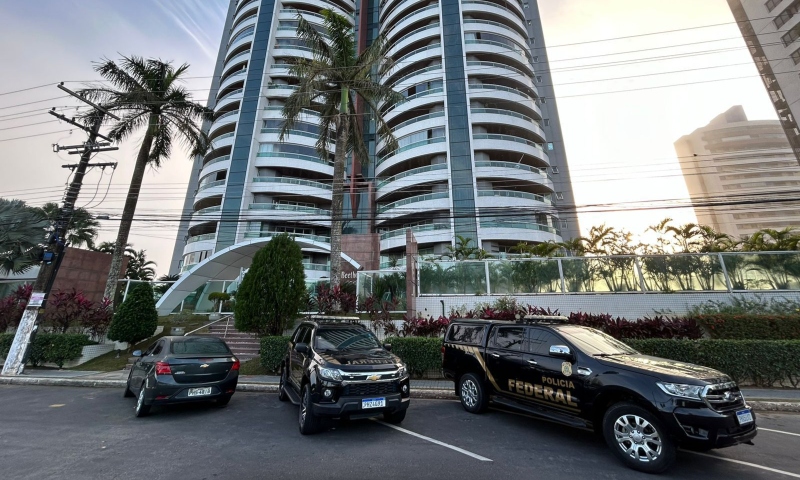 Urgente: viaturas da PF estão em frente ao Prédio de Luxo Beethoven na Ponta Negra; veja vídeo