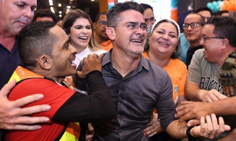 David Almeida cresce e dispara em 1º nas intenções de voto, divulga pesquisa Direto ao Ponto