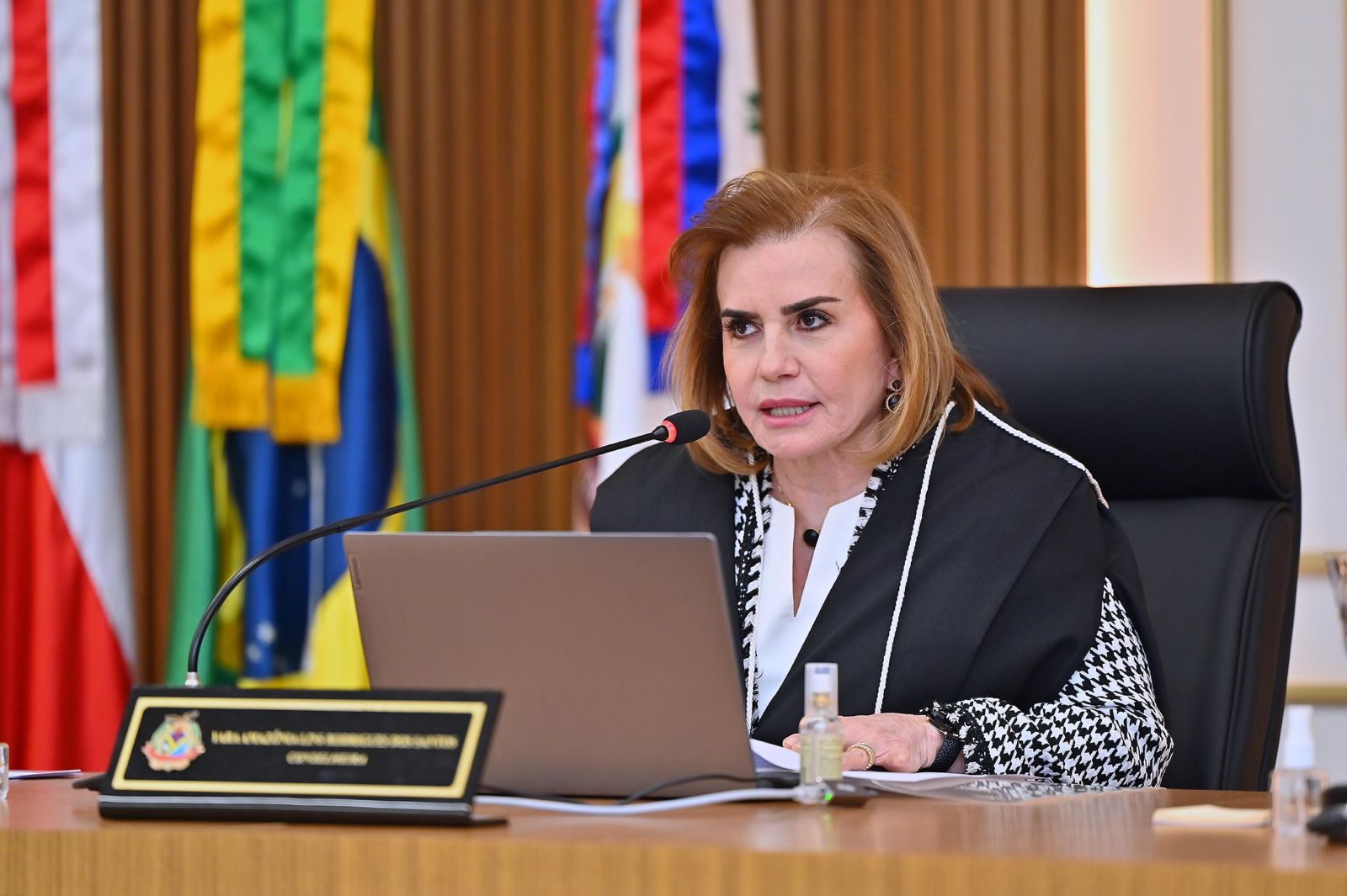 Concurso de artigos científicos do TCE-AM premiará dez vencedores