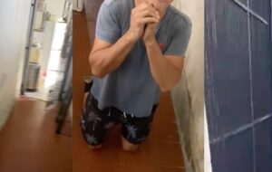 Estupr4dor implora pela vida após ser pego abus4ndo de cri4nça em Manaus; veja vídeo
