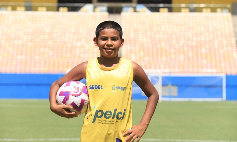 Voo Campeão: Atleta do Pelci de Codajás realiza teste no Athletico Paranaense com apoio do Governo do AM