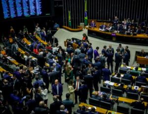 Reforma Tributária é aprovada com texto que prejudica Zona Franca de Manaus