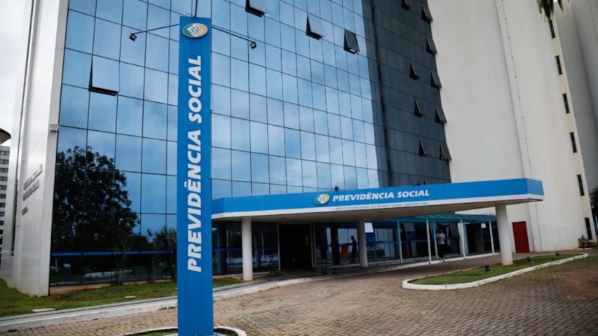 Servidores do INSS decidem entrar em greve; categoria reivindica reajuste salarial