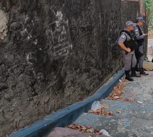 C0rpo é encontrado em saco de lixo no bairro Santo Agostinho; veja vídeo