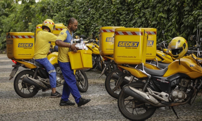 Correios anunciam concurso com salários que chegam a R$ 6 mil