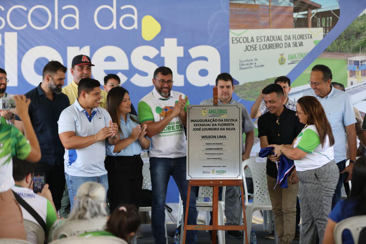 Governador Wilson Lima inaugura primeira Escola da Floresta na RDS de São Sebastião do Uatumã