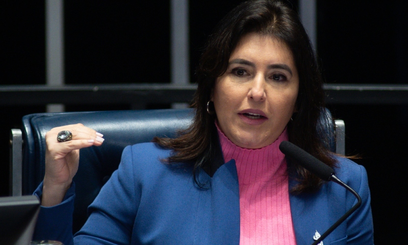 Simone Tebet diz que meta de déficit zero em 2025 é ‘ginástica difícil’