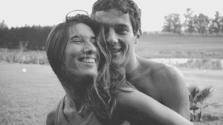 Ex-noiva de Ayrton Senna é condenada por plágio em biografia do piloto