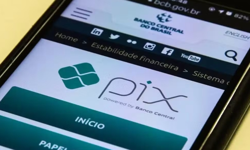 PIX terá limite menor em aparelhos novos até usuário atualizar cadastro no banco, decide BC