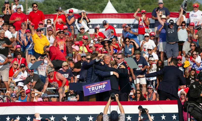 Serviço Secreto recomenda fim de comícios ao ar livre após tentativa de ass4ssinato de Trump