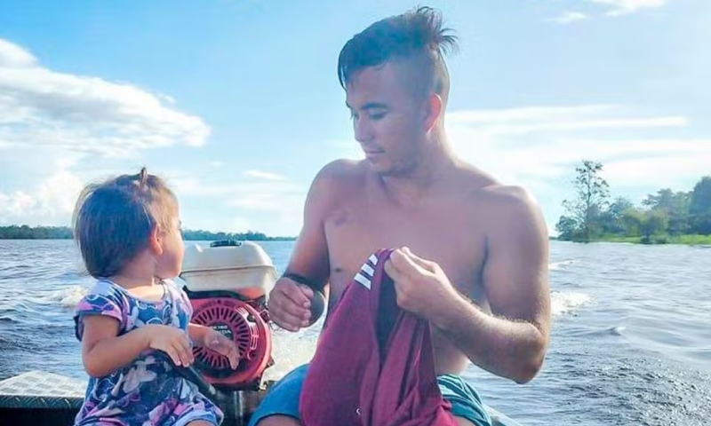 Pai e filha que naufragaram no Amazonas ainda não foram encontrados