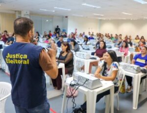 TRE-AM inicia treinamento de mesários para eleições municipais de 2024