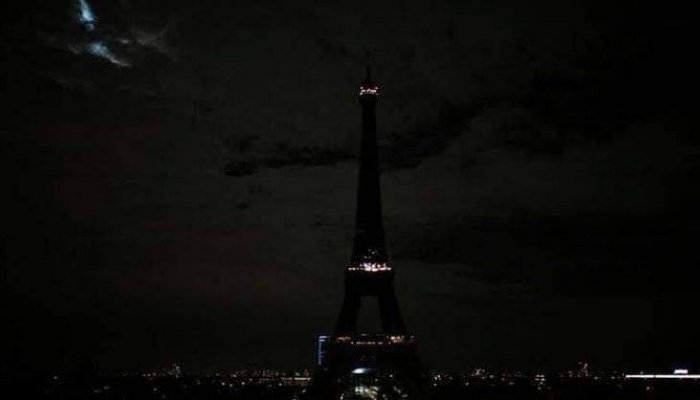 “Ninguém zomba de Deus”: apagão é registrado em Paris após blasfêmia olímpica; veja vídeo