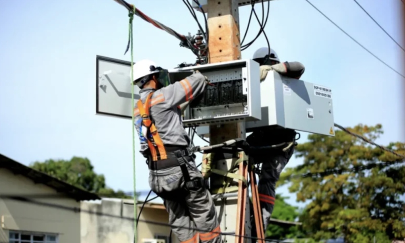 Cinco bairros de Manaus irão ficar sem energia nesta segunda-feira (29); saiba quais