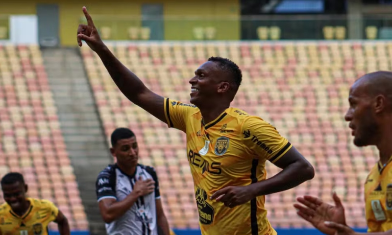 Jô segue sem treinar e deve deixar o Amazonas FC