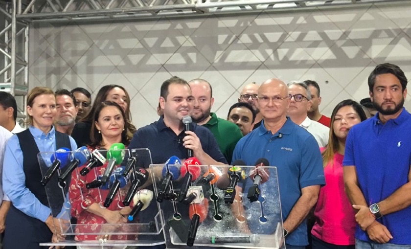 Urgente: Roberto Cidade anuncia Coronel Menezes como candidato a vice-prefeito de Manaus