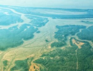 Seca extrema no Amazonas coloca autoridades em estado de alerta