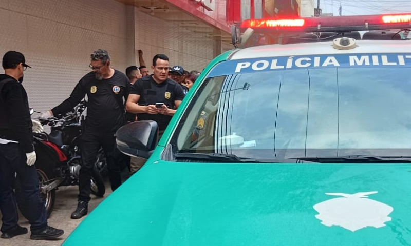 Homem é m0rto com fac4da no coração, na zona Leste