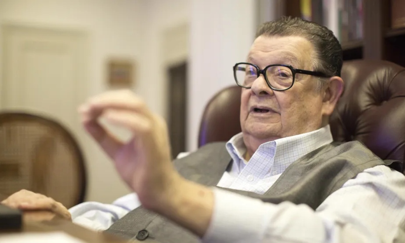 M0rre, aos 96 anos, o ex-ministro da Fazenda Delfim Netto