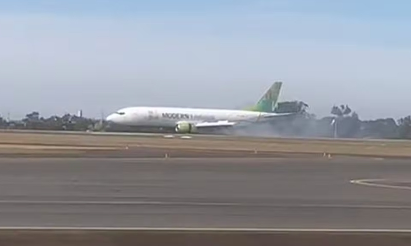 Aeroporto de Viracopos é fechado após avião apresentar defeito e fazer pouso de emergência