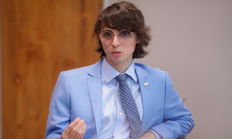 Desde que entrou na política, patrimônio de Amom Mandel cresceu 2.556,75%; veja dados