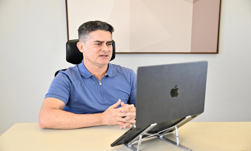 David Almeida se define como candidato cristão e afirma que polarização nacional não influenciará eleições em Manaus