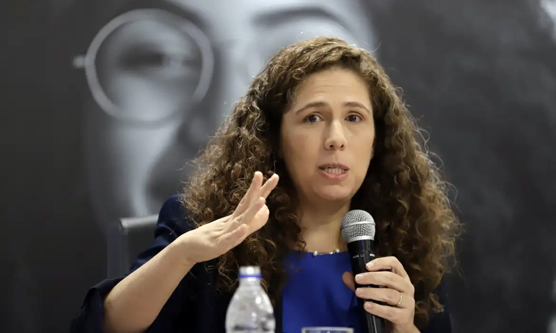 Ministra prevê convocações para novembro no CNU