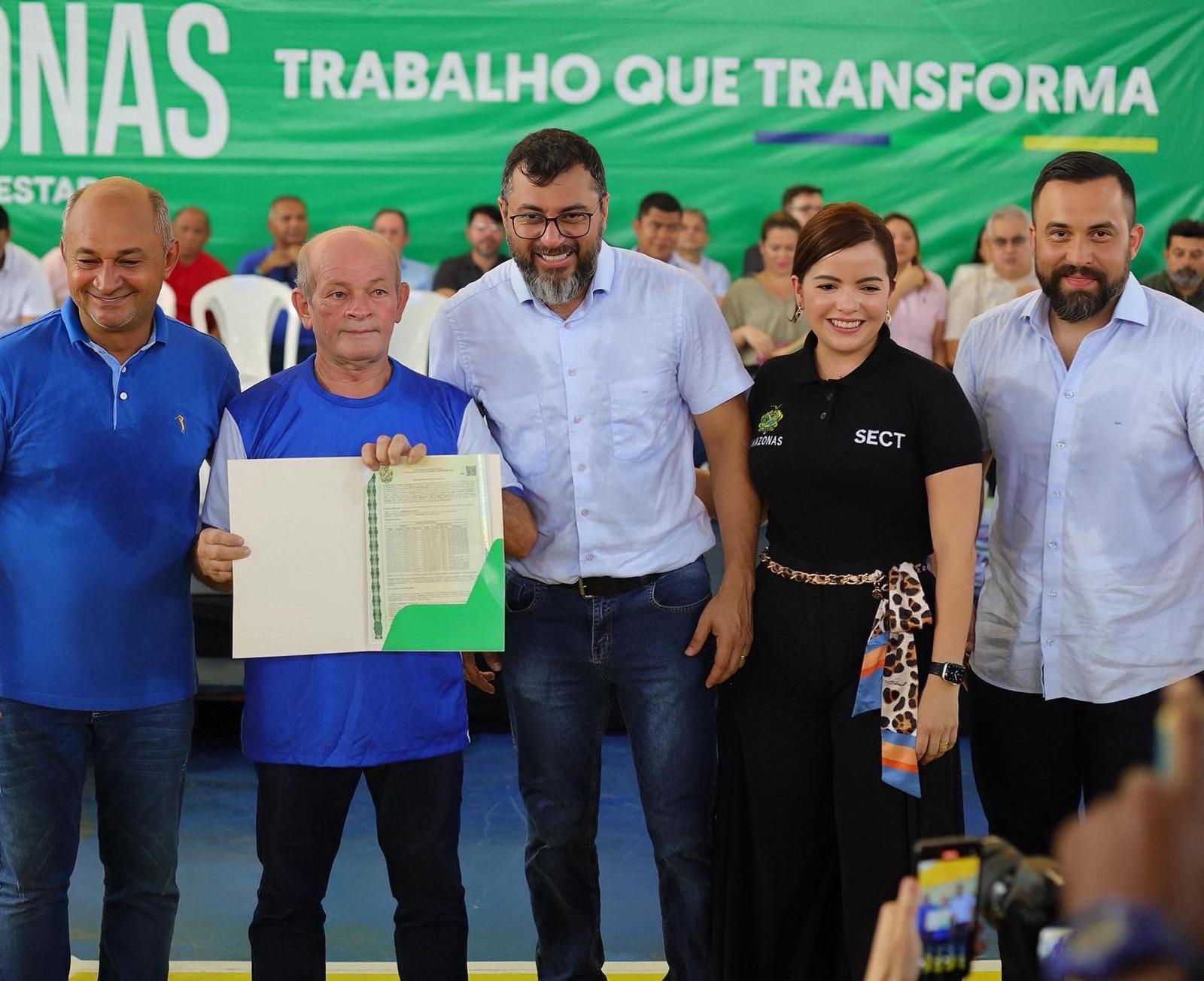 Governo do AM beneficia mais de 18 mil famílias com regularização fundiária