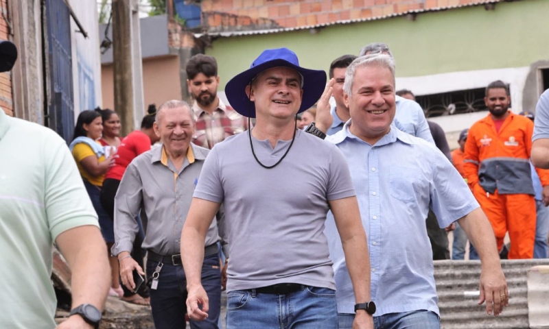 Prefeito David Almeida vistoria Asfalta Manaus nos conjuntos Manoa e Tocantins e na comunidade Novo Milênio