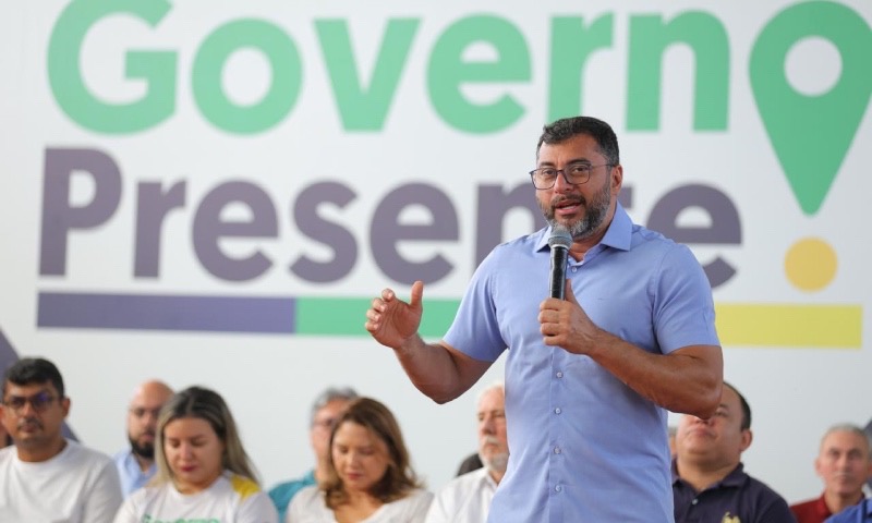 Wilson Lima participa da 13ª edição do Governo Presente com serviços ofertados pela Carreta da Saúde, na zona leste