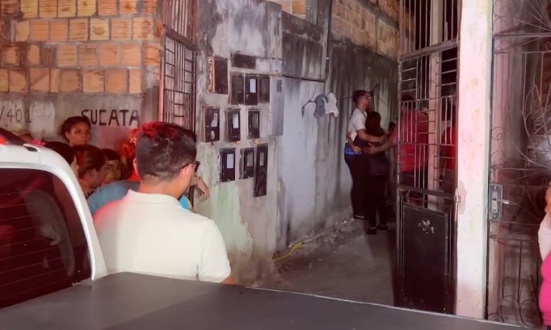 Urgente: homem é assassin4d0 dentro da própria casa no Novo Aleixo; veja vídeo