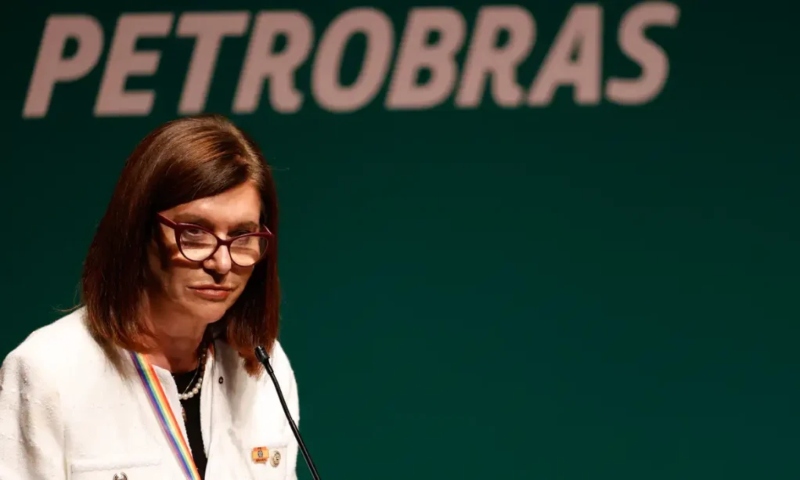 Presidente da Petrobras descarta queda no preço da gasolina: ‘Estamos confortáveis’