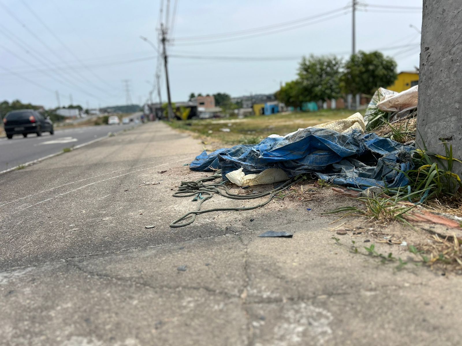 C0rpo esqu4rtejado encontrado no bairro Nova Cidade tinha tornozeleira eletrônica, diz moradora; veja vídeo