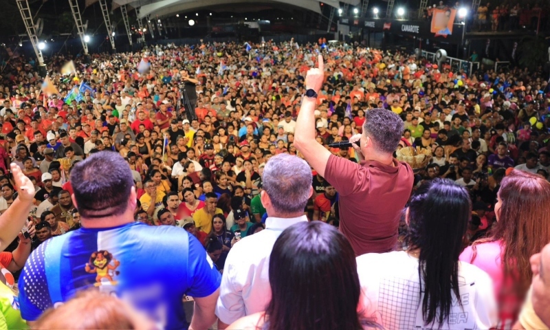 David Almeida reúne mais de 10 mil pessoas em campanha na zona Oeste de Manaus