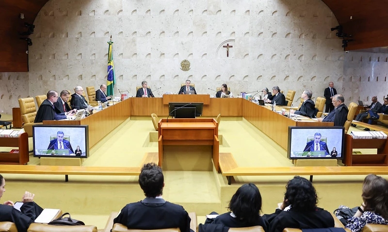 STF julga se as palavras “mãe” e “pai” violam o direito das pessoas trans