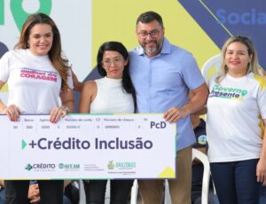 Governo Presente: Wilson Lima leva serviços para a Zona Norte e entrega 100 títulos de propriedade