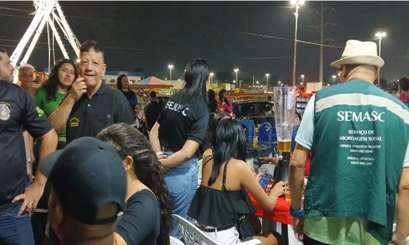 Fiscalização encerra festa com adolescentes e autua bares em Manaus